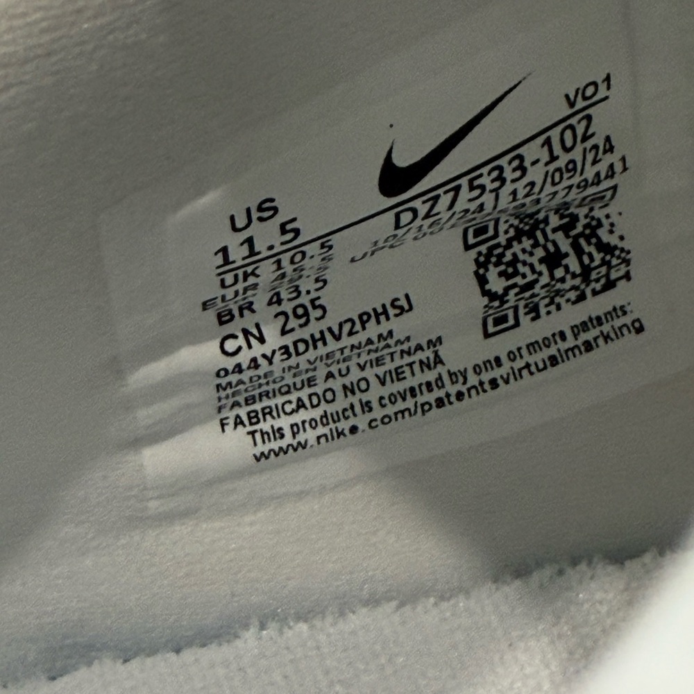 Nike Giannis Immortality 3 White Basketball Shoes Men’s 11.5 NWT - Picture 8 of 12